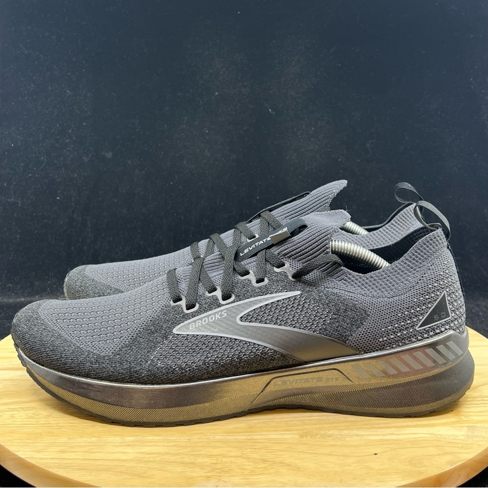 Brooks Levitate Stealth Fit 5 Athletic Running Shoes Men's Sizes Black/Ebony - Picture 7 of 9